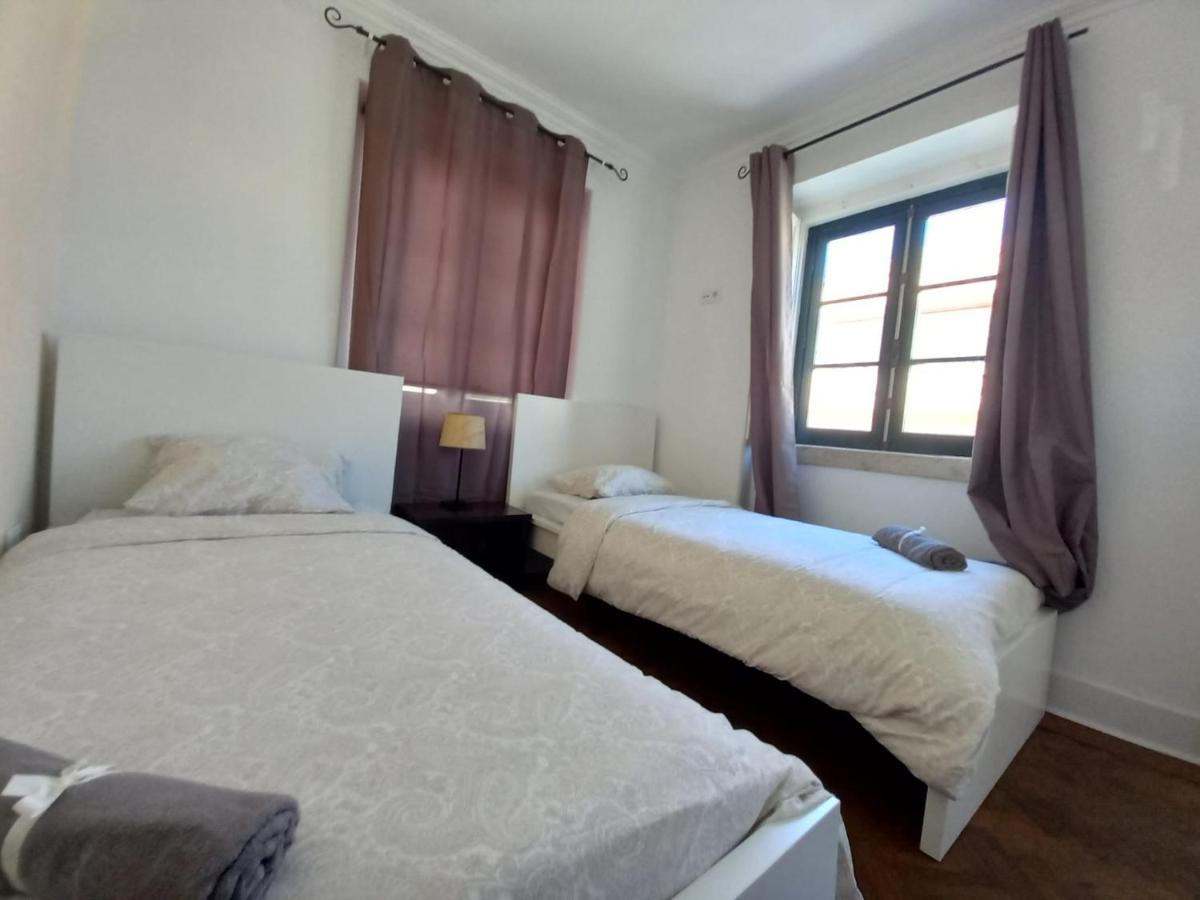 Casa Blanca Hostel Peniche Buitenkant foto